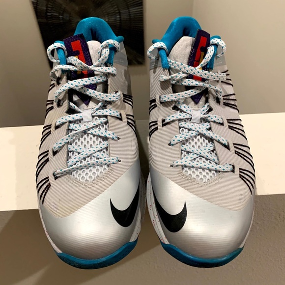 Nike Lebron 10’s Low - Picture 2 of 4